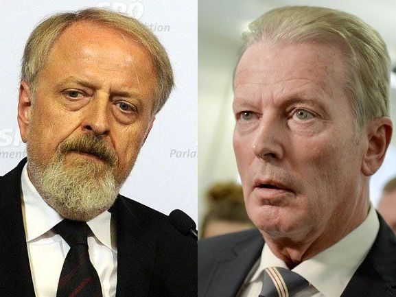 Uneinigkeit über "Wurschteln": SPÖ-Bundesgeschäftsführer Gerhard Schmid und Vizekanzler Reinhold Mitterlehner (ÖVP). Uneinigkeit über "Wurschteln": SPÖ-Bundesgeschäftsführer Gerhard Schmid und Vizekanzler Reinhold Mitterlehner (ÖVP).