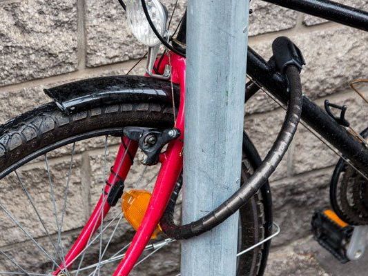 Der Fahrraddieb wurde festgenommen. Der Fahrraddieb wurde festgenommen.