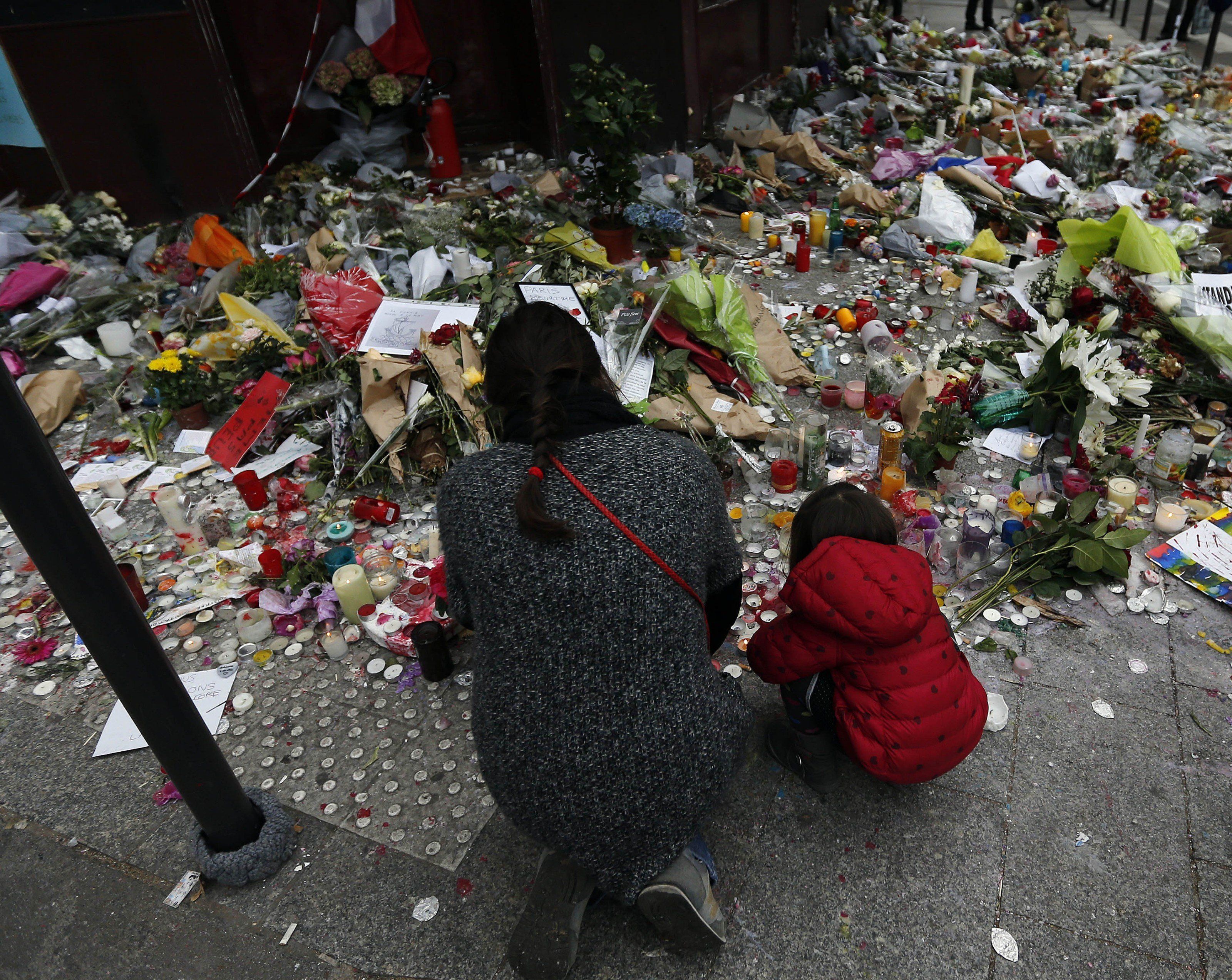 Die Entwicklungen nach den Terroranschlägen in Paris im VIENNA.at-Liveticker Die Entwicklungen nach den Terroranschlägen in Paris im VIENNA.at-Liveticker