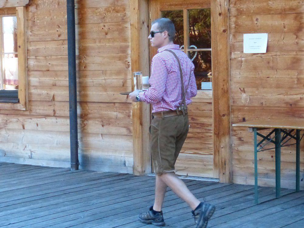 How to look cool in a lederhose