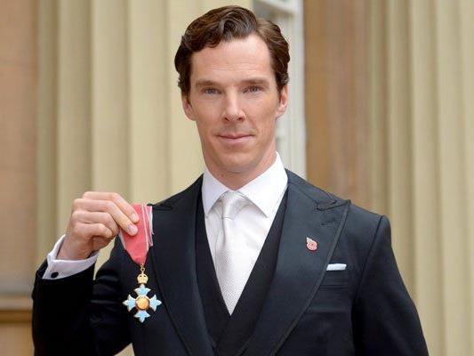 Benedict Cumberbatch wurde von der Queen geehrt. Benedict Cumberbatch wurde von der Queen geehrt.