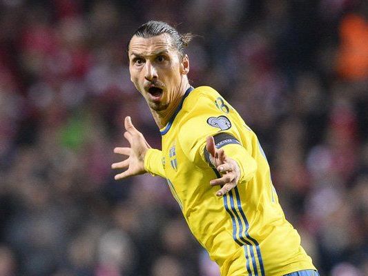 Zlatan Ibrahimović schoss drei der vier Schweden-Tore gegen Dänemark. Zlatan Ibrahimović schoss drei der vier Schweden-Tore gegen Dänemark.