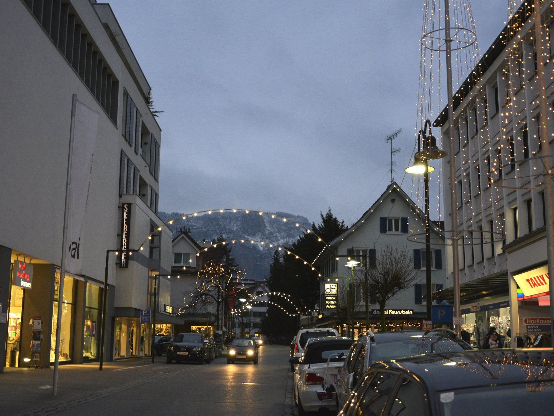 Seit Freitag, 27. November, erstrahlt Dornbirns Innenstadt in weihnachtlichem Glanz.