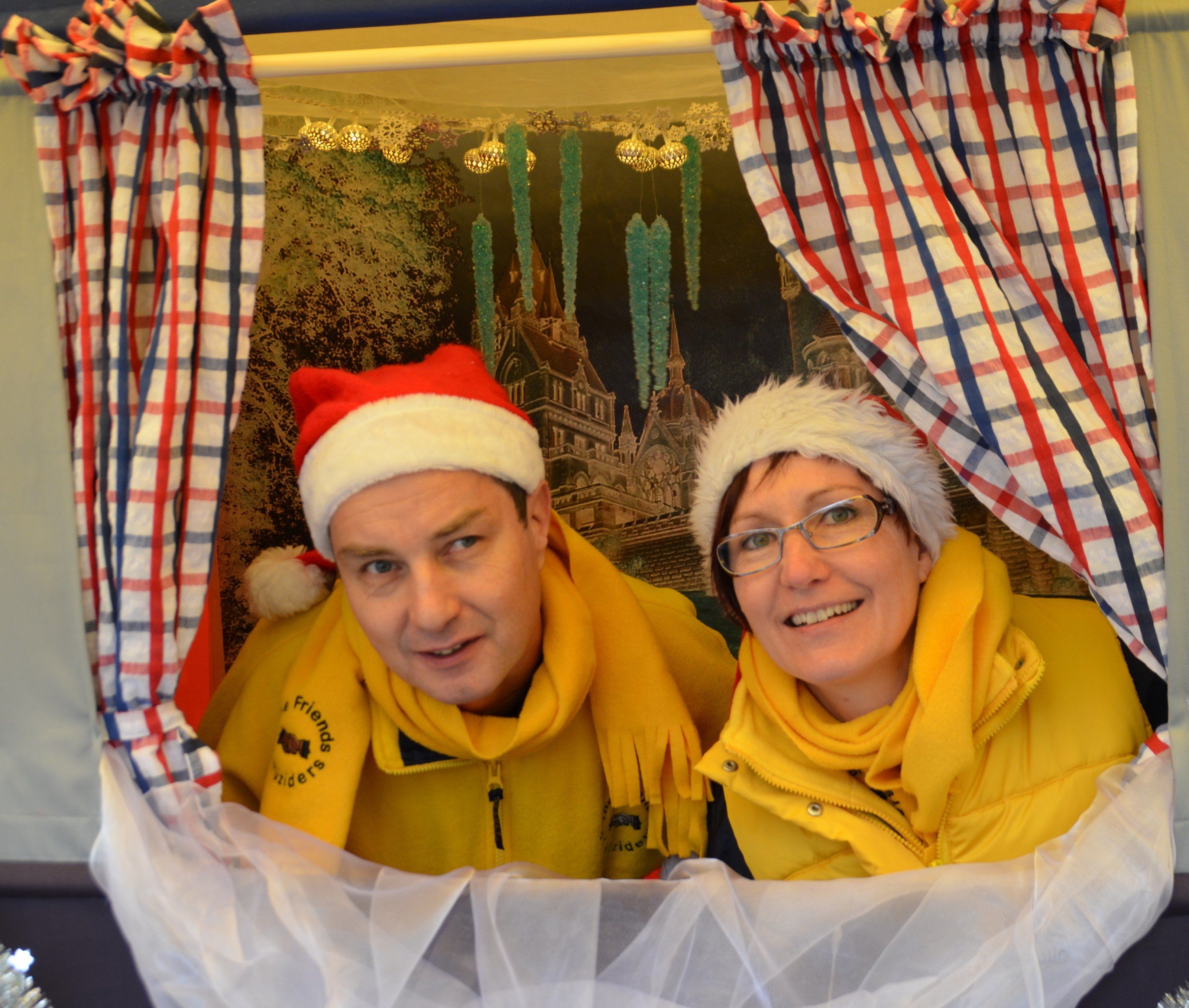 Kindertheater - Weihnachtsgeschichten in der Bibliothek - Nikloaus bringt Geschenke.... Kindertheater - Weihnachtsgeschichten in der Bibliothek - Nikloaus bringt Geschenke....