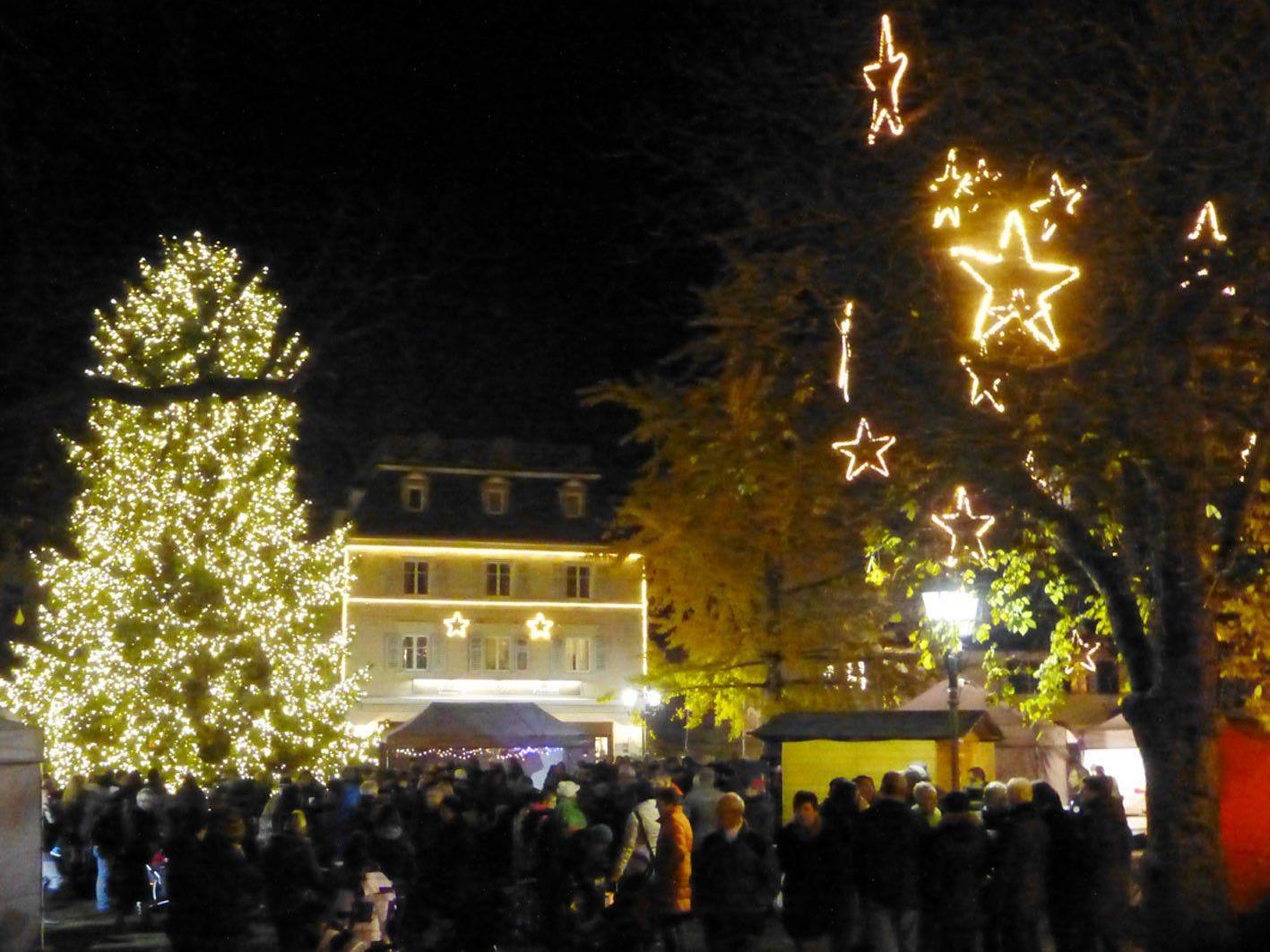 Am Freitagabend lädt die Stadt wieder zur Einschaltfeier auf dem Hohenemser Schlossplatz.