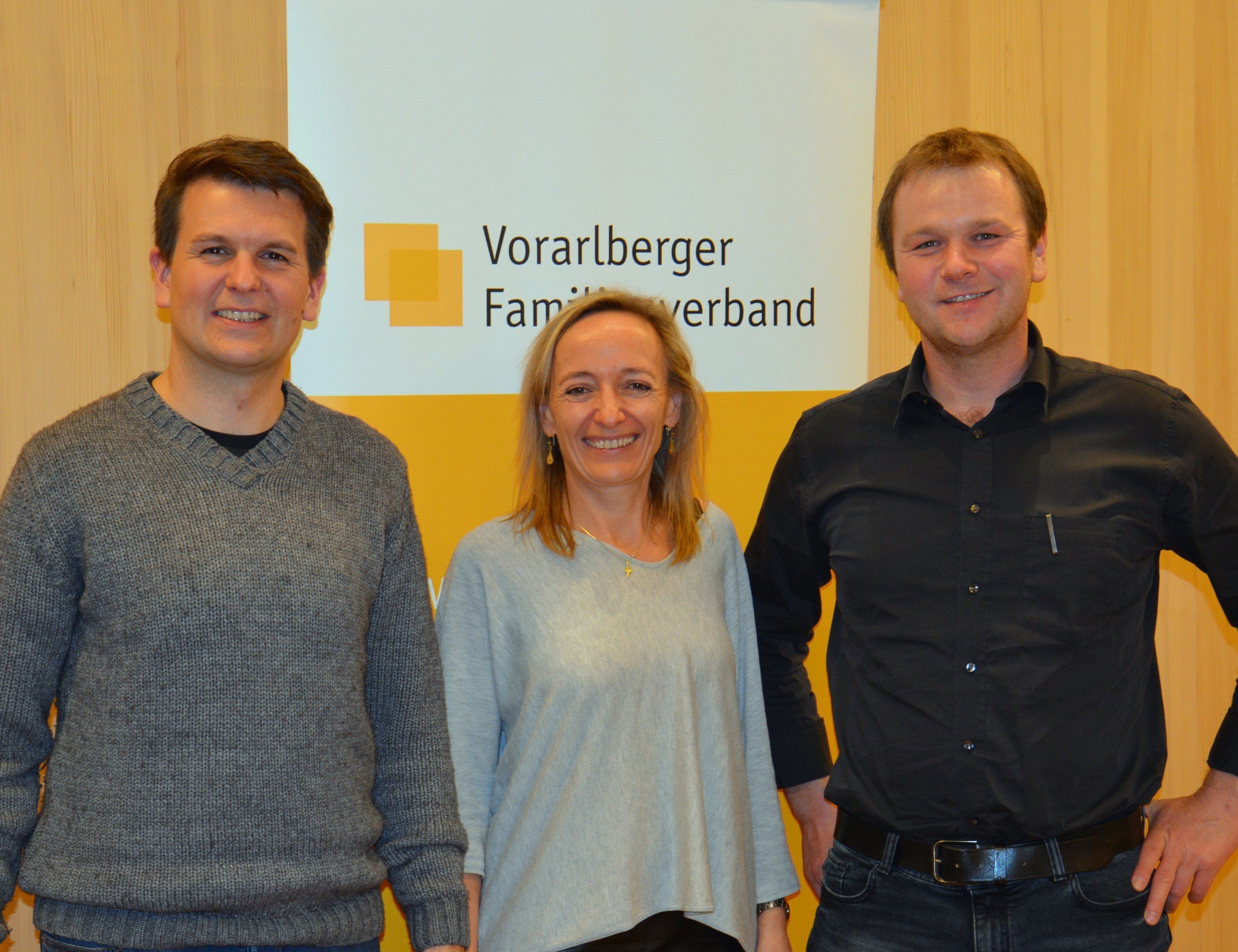 Obmann Michael Hohenegg, GF Mag. Andrea Kramer, Vbgm. Ing. Johannes Batlogg Obmann Michael Hohenegg, GF Mag. Andrea Kramer, Vbgm. Ing. Johannes Batlogg