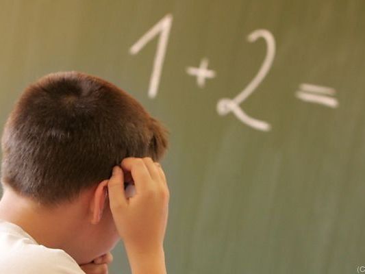 Die Regierung hat sich auf eine Bildungsreform geeinigt. Die Regierung hat sich auf eine Bildungsreform geeinigt.