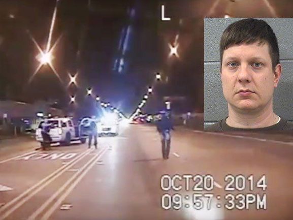 US-Polizist Jason Van Dyke (37) wegen Mordes angeklagt. US-Polizist Jason Van Dyke (37) wegen Mordes angeklagt.