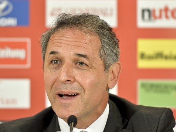 Marcel Koller wurde von der Österreichischen Bundes-Sportorganisation (BSO) als "Top-Sportbotschafter 2015" ausgezeichnet Marcel Koller wurde von der Österreichischen Bundes-Sportorganisation (BSO) als "Top-Sportbotschafter 2015" ausgezeichnet