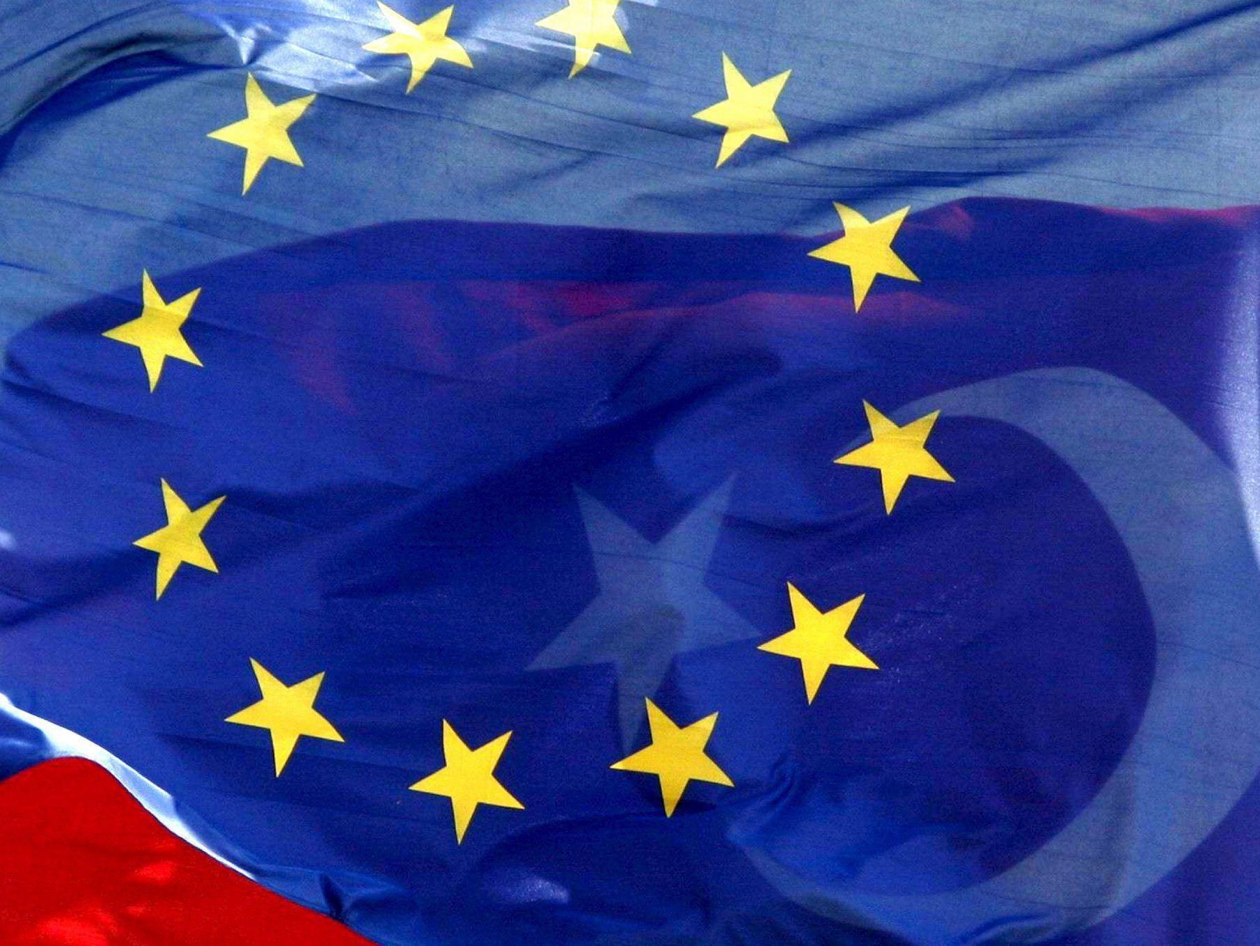 EU-Beitrittsverhandlungen mit Türkei sollen fortgesetzt werden: gut so? EU-Beitrittsverhandlungen mit Türkei sollen fortgesetzt werden: gut so?