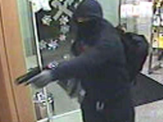 Banküberfall in Altenmarkt an der Triesting in NÖ Banküberfall in Altenmarkt an der Triesting in NÖ