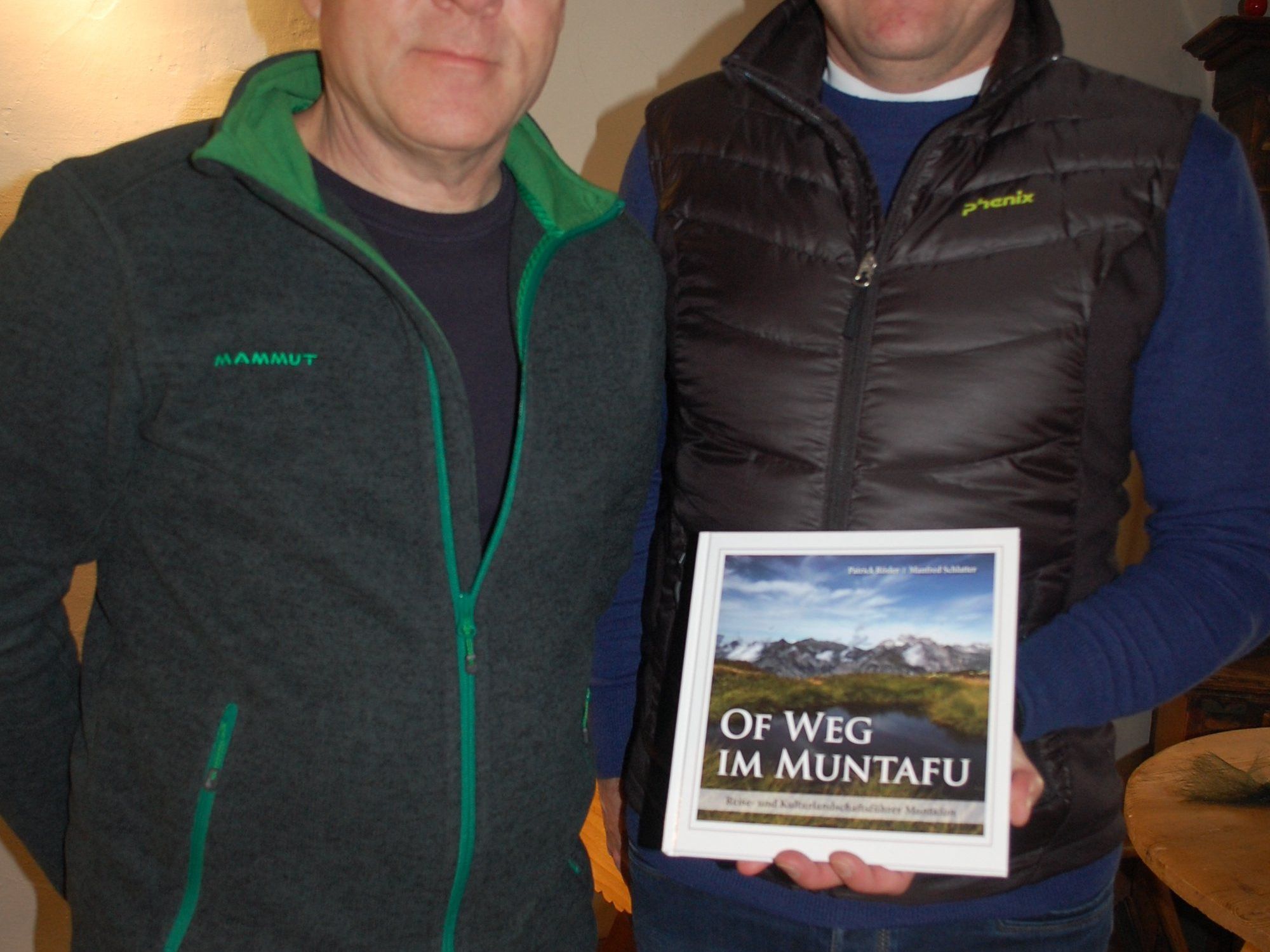 Manfred Schlatter und Patrick Rösler stellten ihr Buch im Heimatmuseum Schruns vor. Manfred Schlatter und Patrick Rösler stellten ihr Buch im Heimatmuseum Schruns vor.