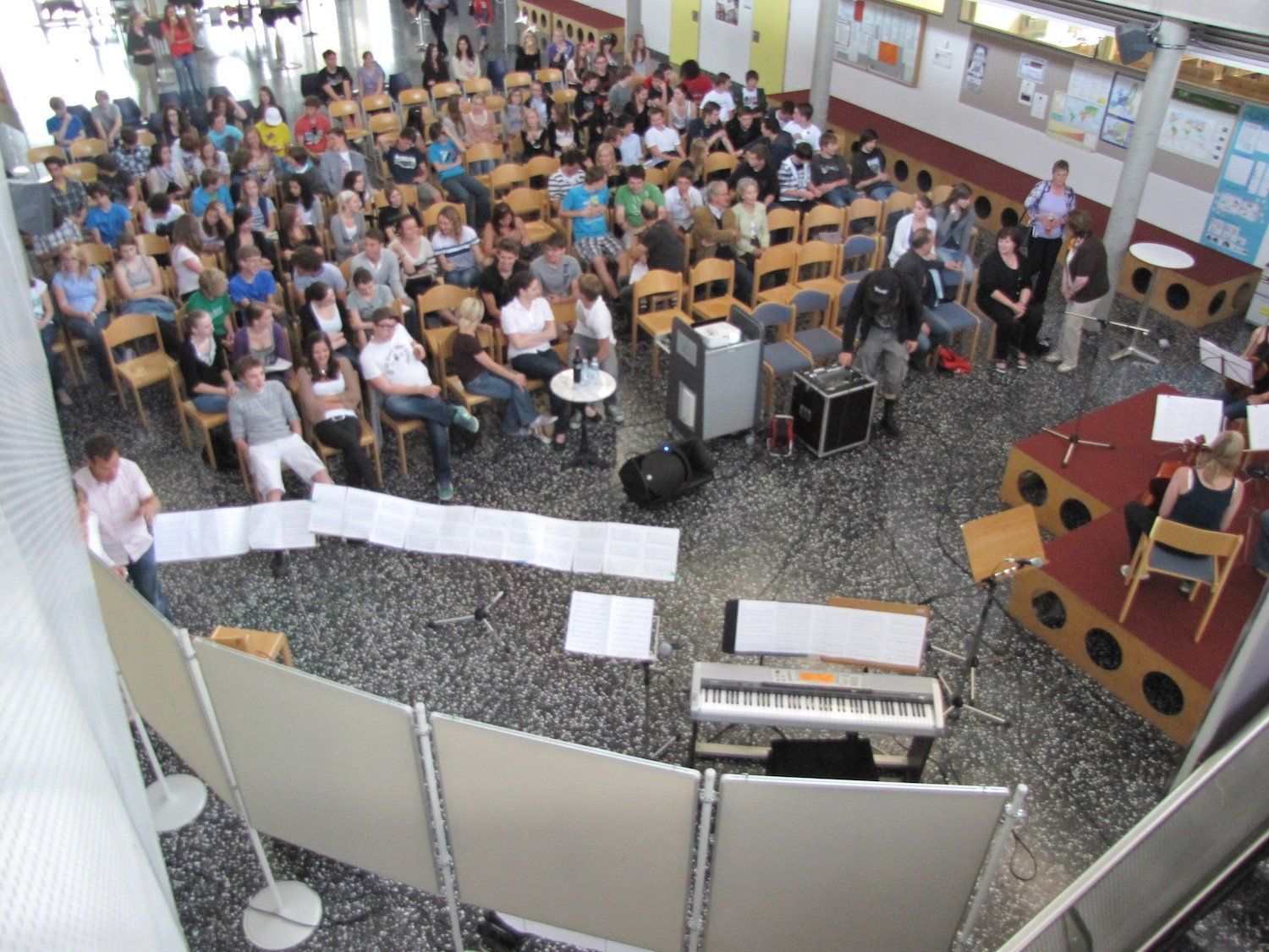 Schule einmal anders - Vorträge zu Beginn des Thementages Schule einmal anders - Vorträge zu Beginn des Thementages