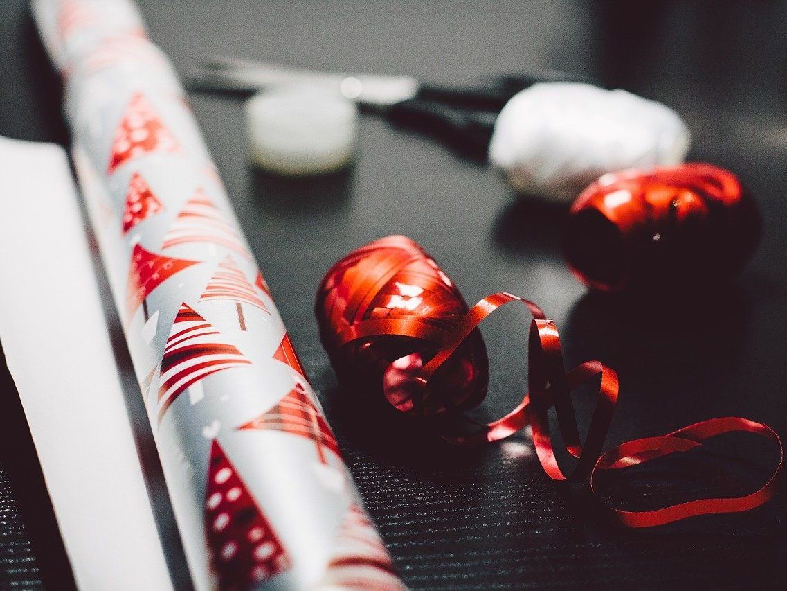 Smartphone als Weihnachtsgeschenk? Ein Redaktions-Vergleich. Smartphone als Weihnachtsgeschenk? Ein Redaktions-Vergleich.