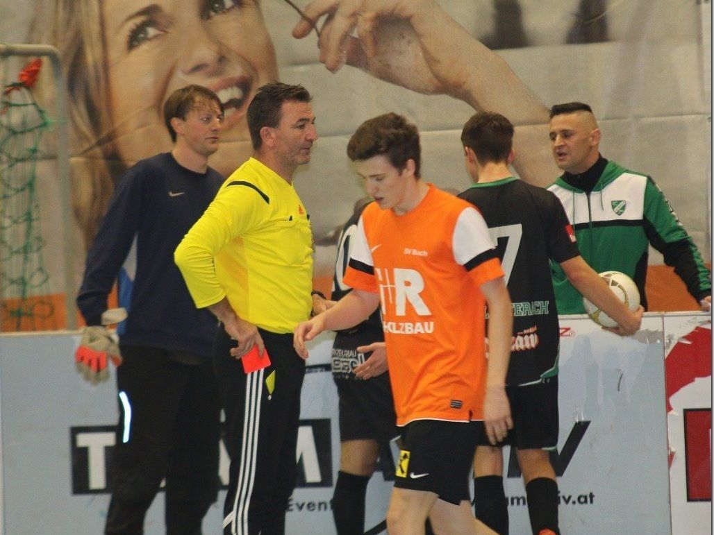 Ein Spieler von Buch und Lauterach 1c wurden ausgeschlossen Ein Spieler von Buch und Lauterach 1c wurden ausgeschlossen