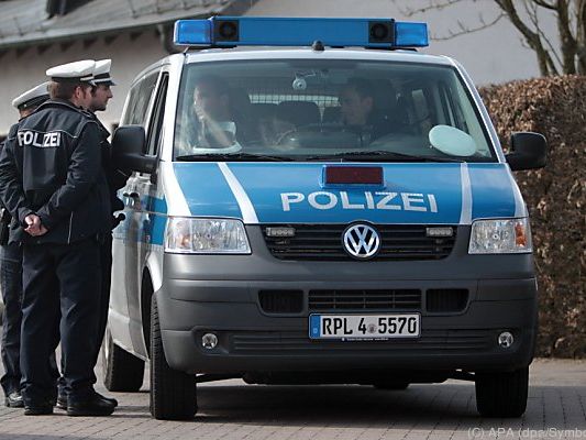 Deutsche Polizei ermittelt Deutsche Polizei ermittelt