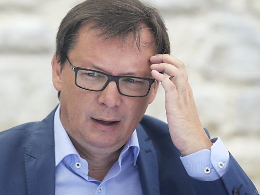 Burgenlands Soziallandesrat Norbert Darabos Burgenlands Soziallandesrat Norbert Darabos