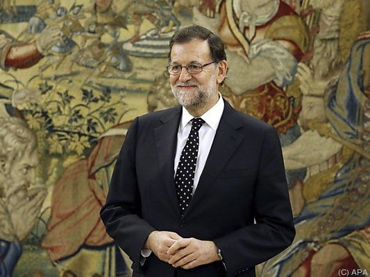 Rajoy gibt auf Rajoy gibt auf