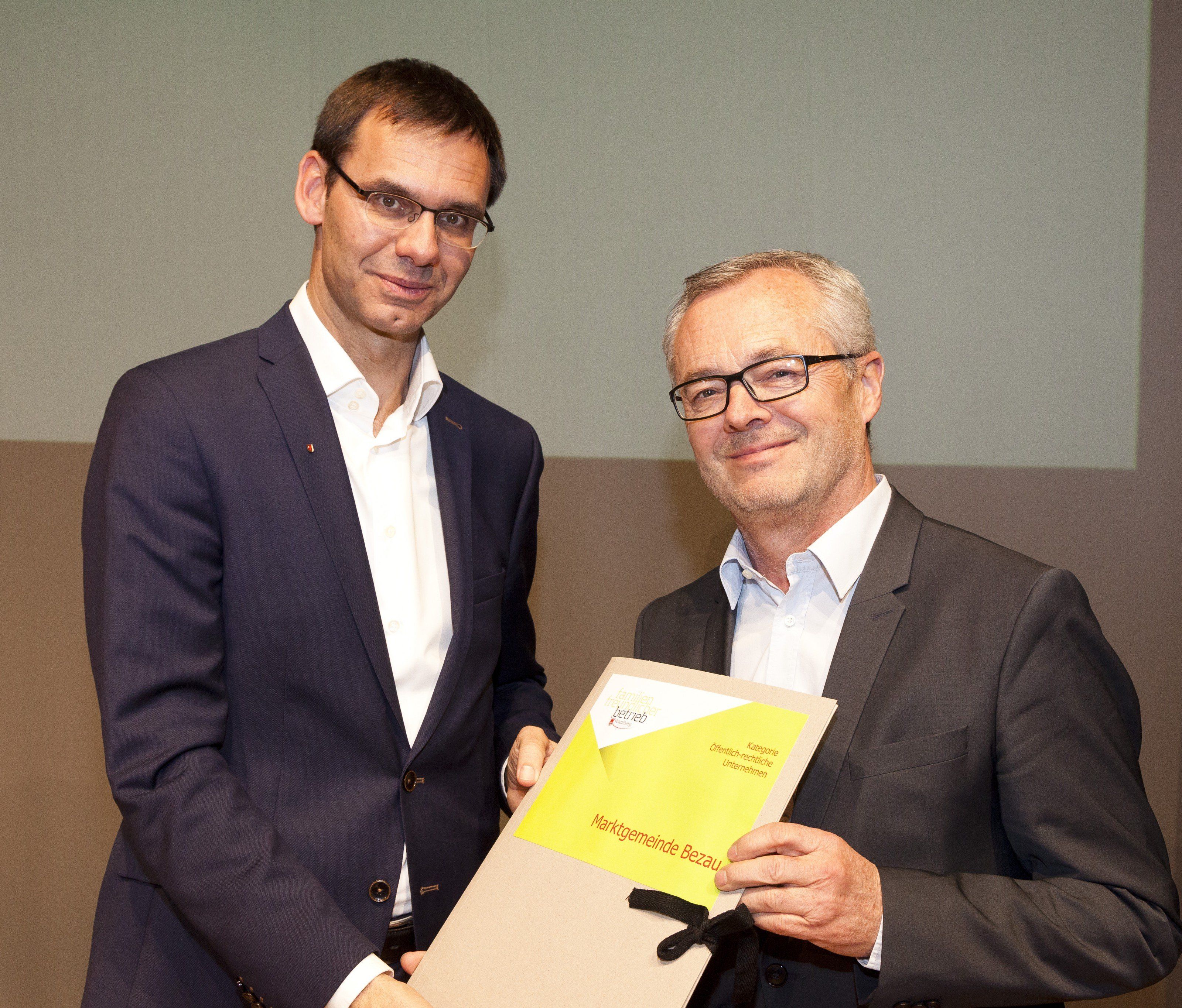 Marktgemeinde Bezau erhielt Gütesiegel zum zweiten Mal in Folge Marktgemeinde Bezau erhielt Gütesiegel zum zweiten Mal in Folge