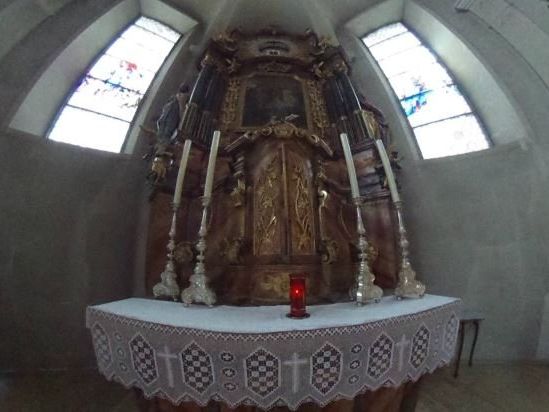 Die Kirche in der 360-Grad-Ansicht bestaunen Die Kirche in der 360-Grad-Ansicht bestaunen