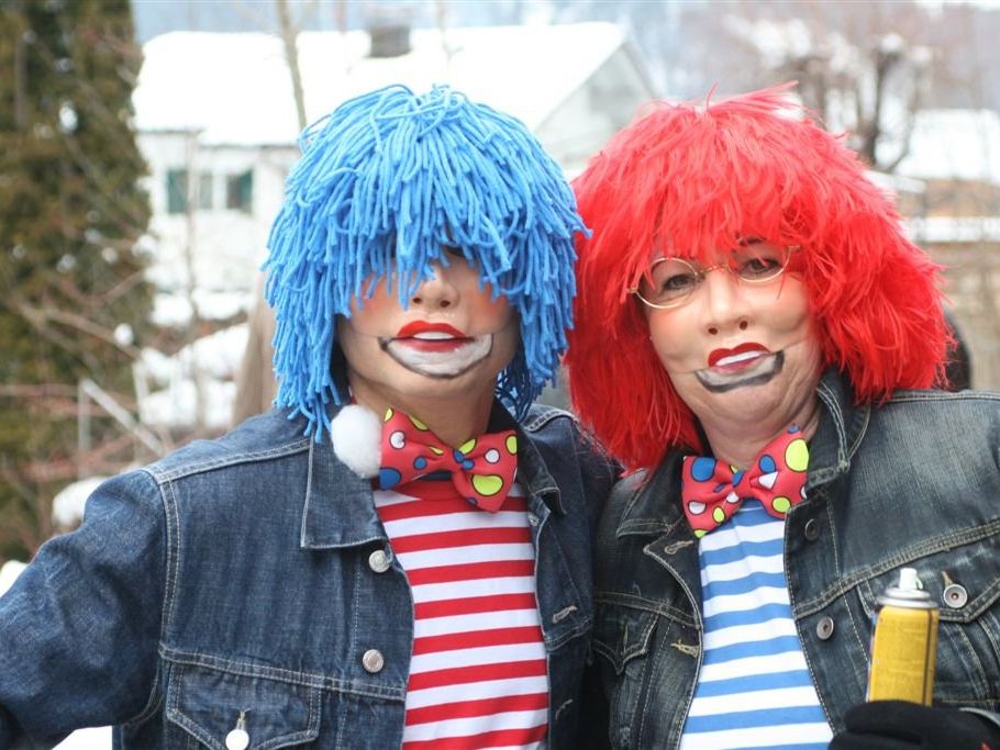 Auf dem Rosenmontagsball tummeln sich die Maskierten Auf dem Rosenmontagsball tummeln sich die Maskierten