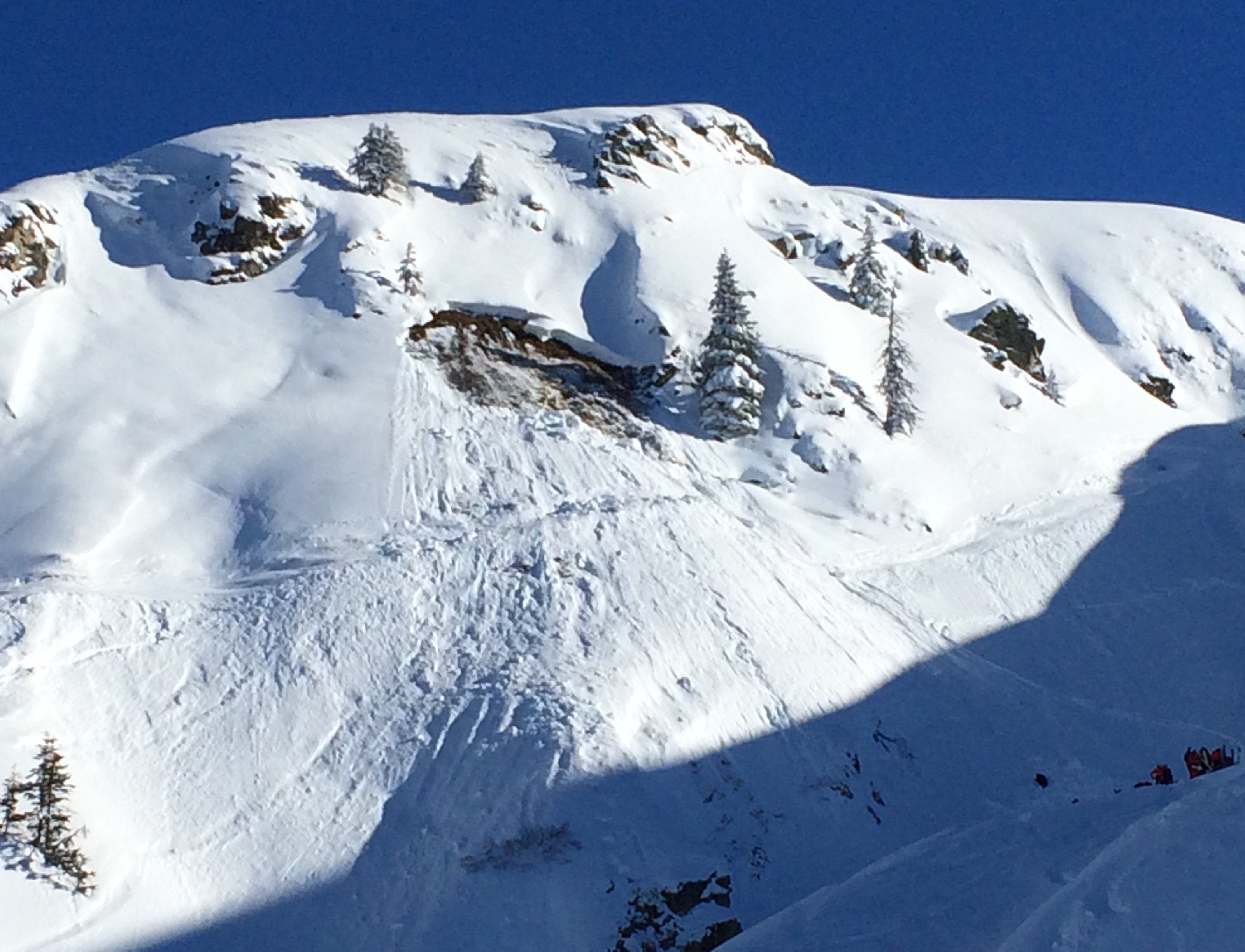 Am Donnerstag ging eine Lawine am Sonnenkopf ab. Am Donnerstag ging eine Lawine am Sonnenkopf ab.