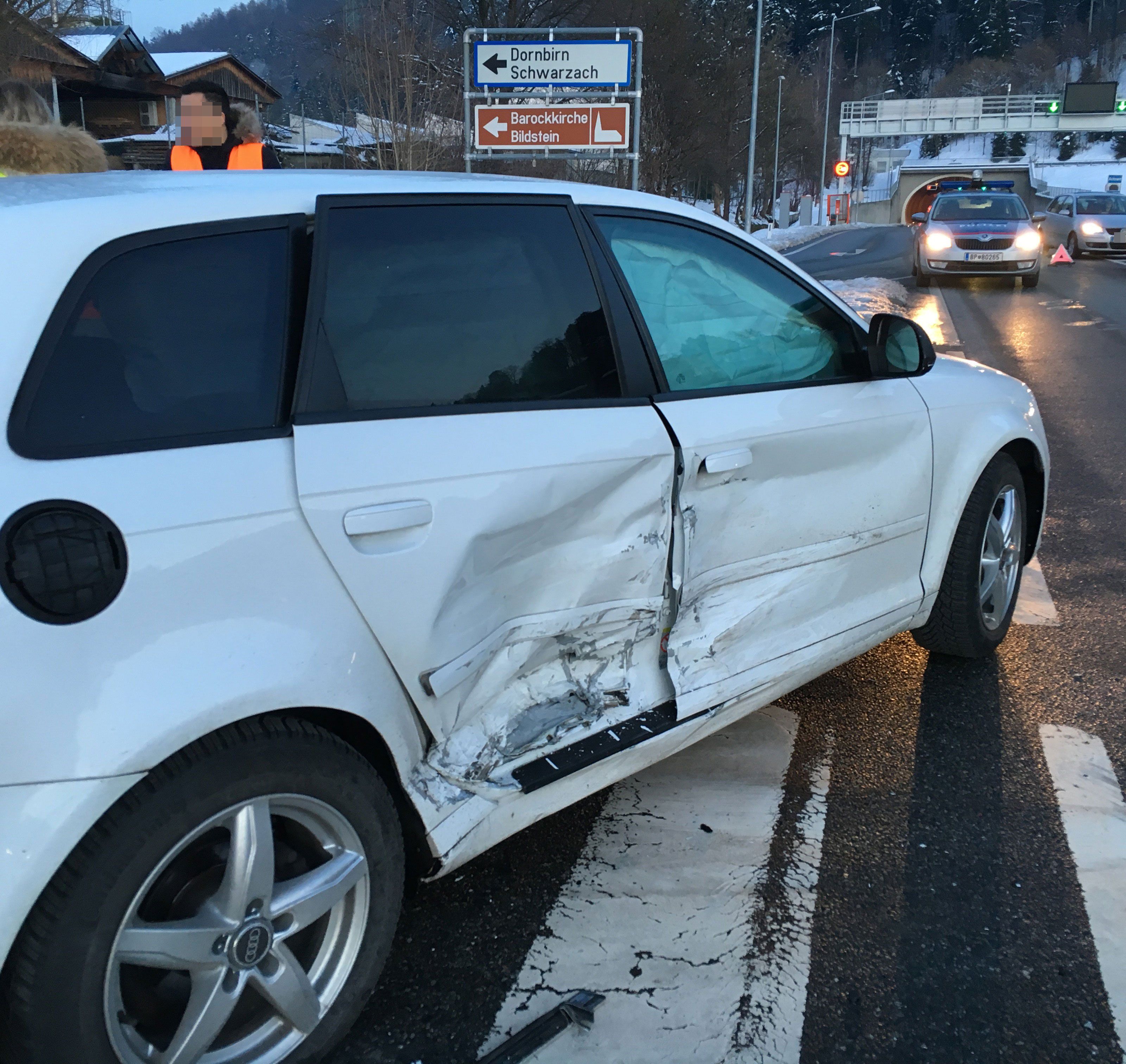 Unfall vor dem Achraintunnel - keine Verletzten