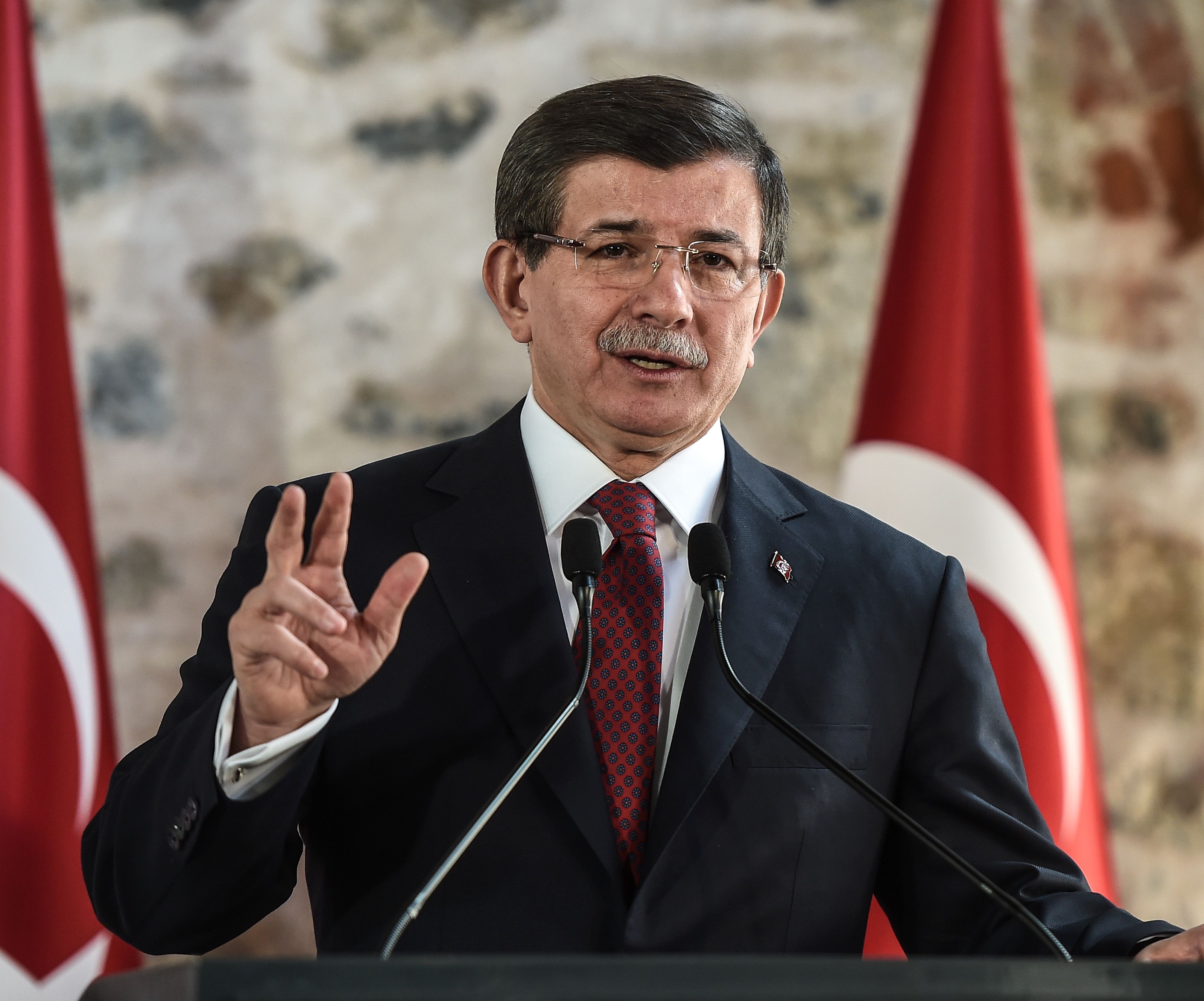 Die Türkei will die syrische Kurdenpartei PYD nicht am Tisch haben. Die Türkei will die syrische Kurdenpartei PYD nicht am Tisch haben.