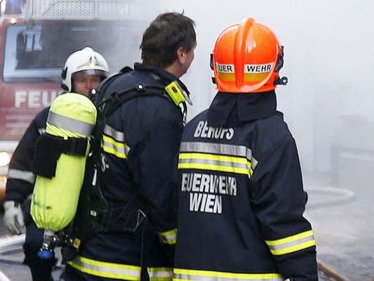 Explosion in Wohnhaus in der Schluckergasse. Explosion in Wohnhaus in der Schluckergasse.