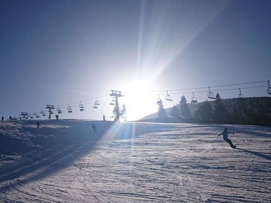 Unweit von Wien findet sich ein wahres Schneeparadies. Unweit von Wien findet sich ein wahres Schneeparadies.