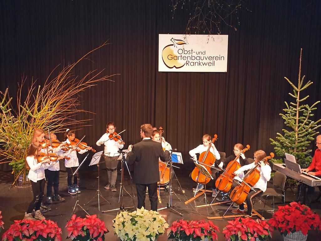 Der OGV Rankweil garantiert auch 2016 wiederum ein buntes und abwechslungsreiches  Jahresprogramms Der OGV Rankweil garantiert auch 2016 wiederum ein buntes und abwechslungsreiches  Jahresprogramms