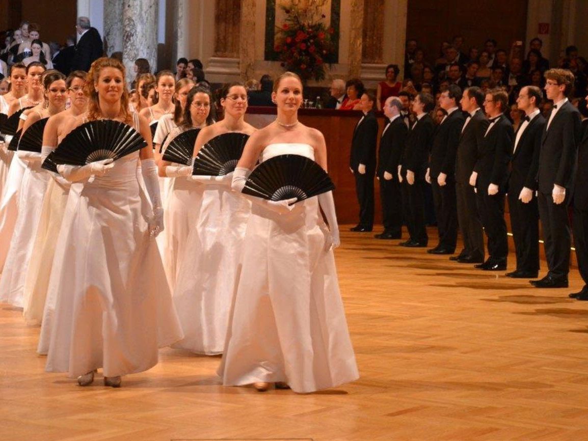 Der TU Ball 2016 ist ein Highlight der Saison. Der TU Ball 2016 ist ein Highlight der Saison.