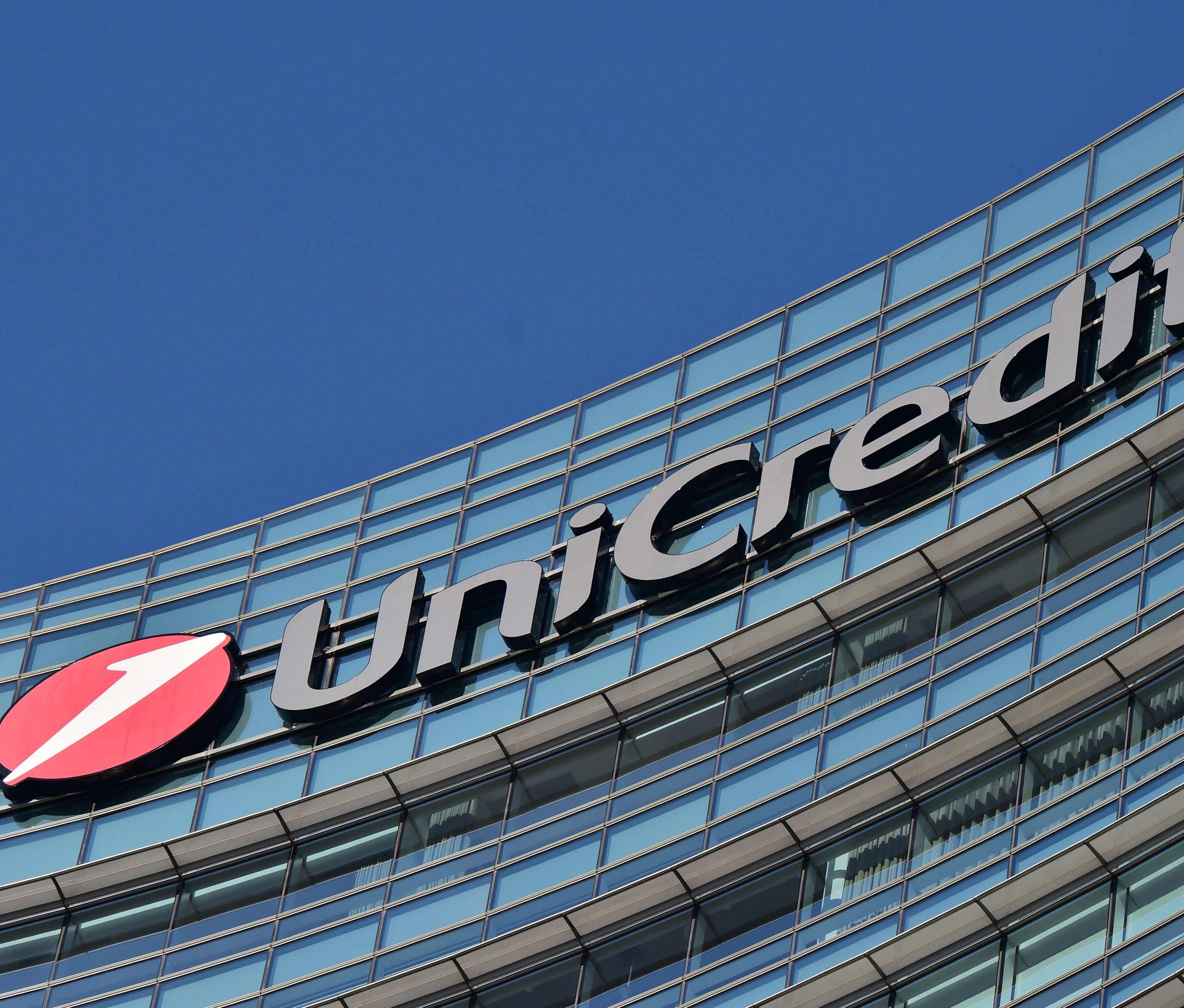 Vorstandschef Ghizzoni will Kosten weiter reduzieren - Österreich-Causa "gelöst". Vorstandschef Ghizzoni will Kosten weiter reduzieren - Österreich-Causa "gelöst".