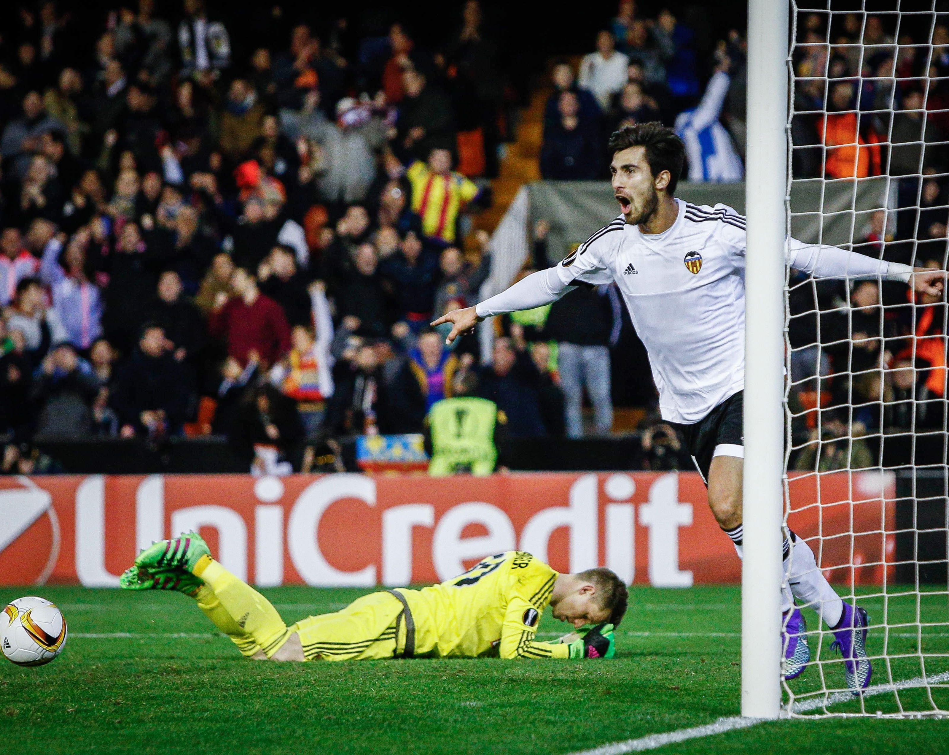 Rapid Wien schlitterte am Donnerstag in der Europa League in ein 0:5-Debakel gegen Valencia. Rapid Wien schlitterte am Donnerstag in der Europa League in ein 0:5-Debakel gegen Valencia.