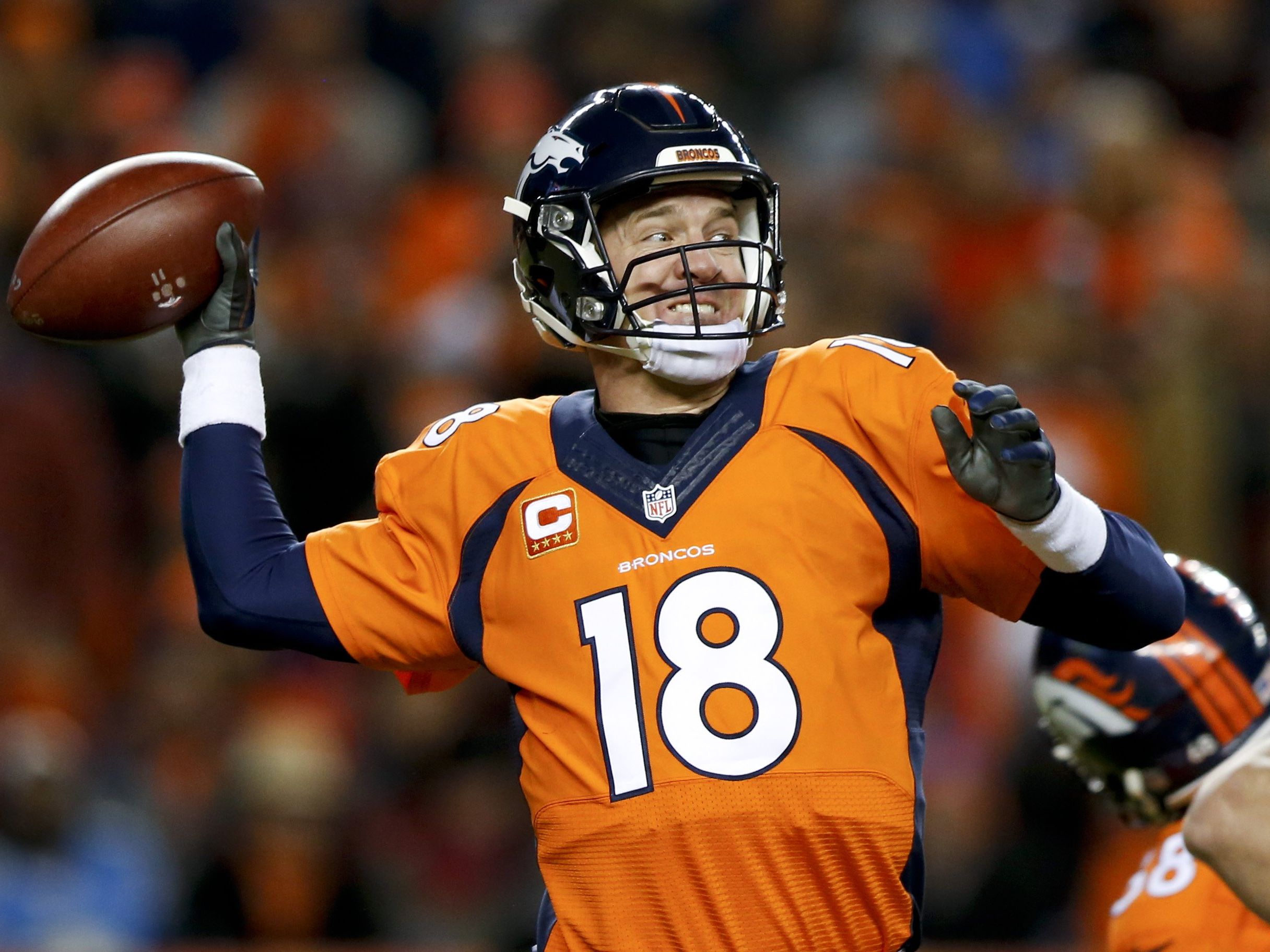 Peyton Manning kämpft mit seinen Denver Broncos um den Super Bowl. seinen Peyton Manning kämpft mit seinen Denver Broncos um den Super Bowl. seinen