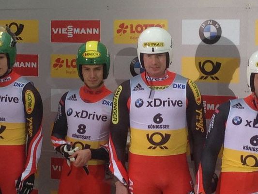 v.l.n.r.: Austria-Doppelsitzer: Steu, Koller, Penz, Fischler. v.l.n.r.: Austria-Doppelsitzer: Steu, Koller, Penz, Fischler.