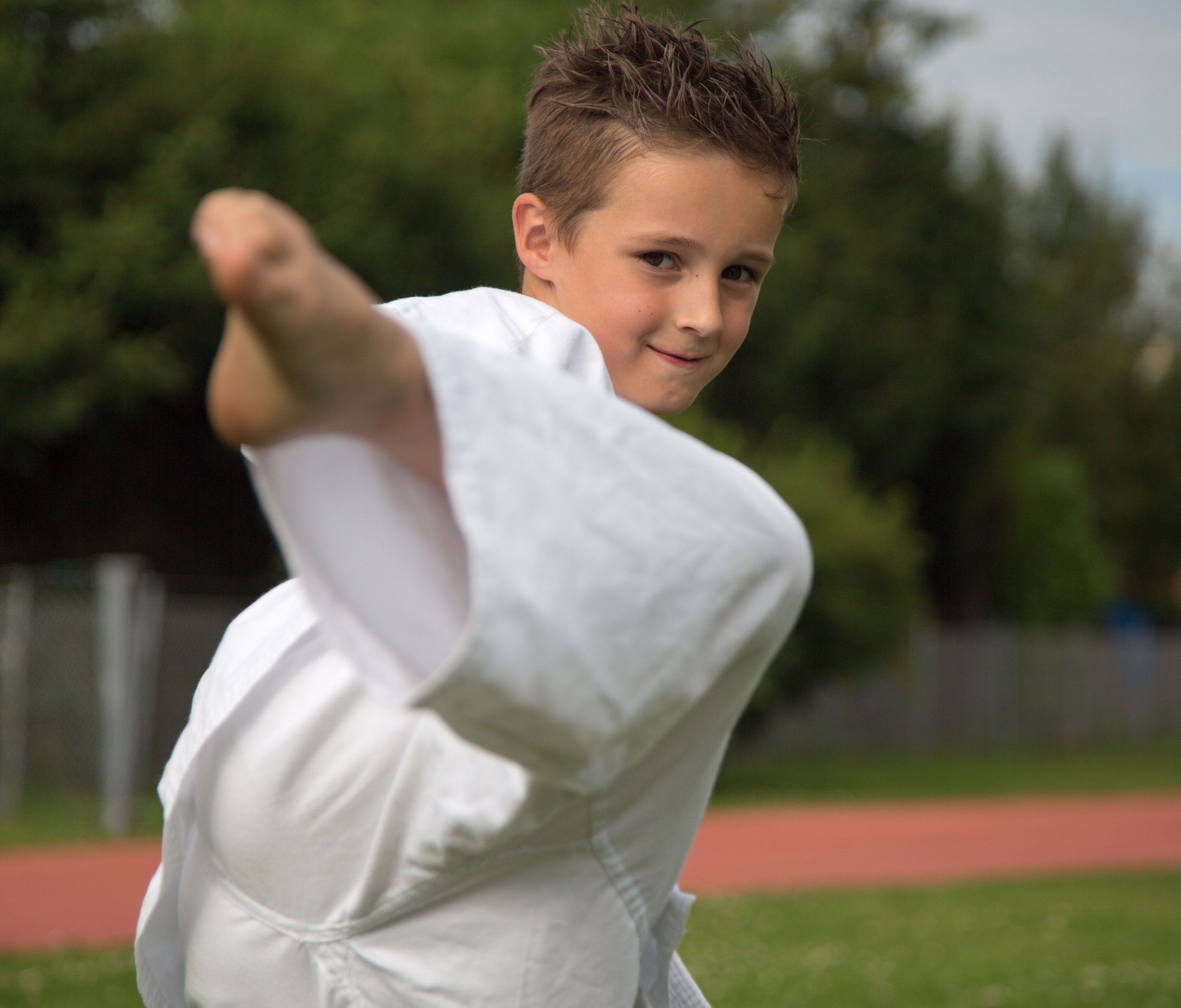 SPORT & SPASS mit Karate SPORT & SPASS mit Karate
