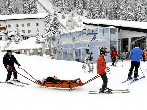 Ein Unbekannter fuhr in die Schlange vor dem Lift und machte sich anschließend davon. (Themenbild) Ein Unbekannter fuhr in die Schlange vor dem Lift und machte sich anschließend davon. (Themenbild)