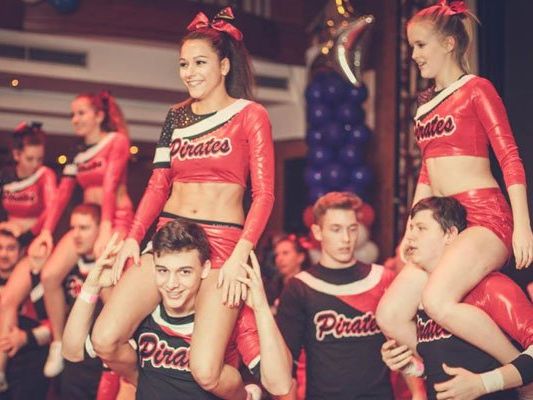 Gute Laune bei der Super Bowl Party am Sonntag. Gute Laune bei der Super Bowl Party am Sonntag.