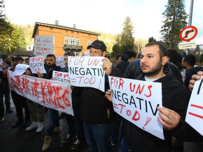 Die Demonstration verlief ruhig Die Demonstration verlief ruhig