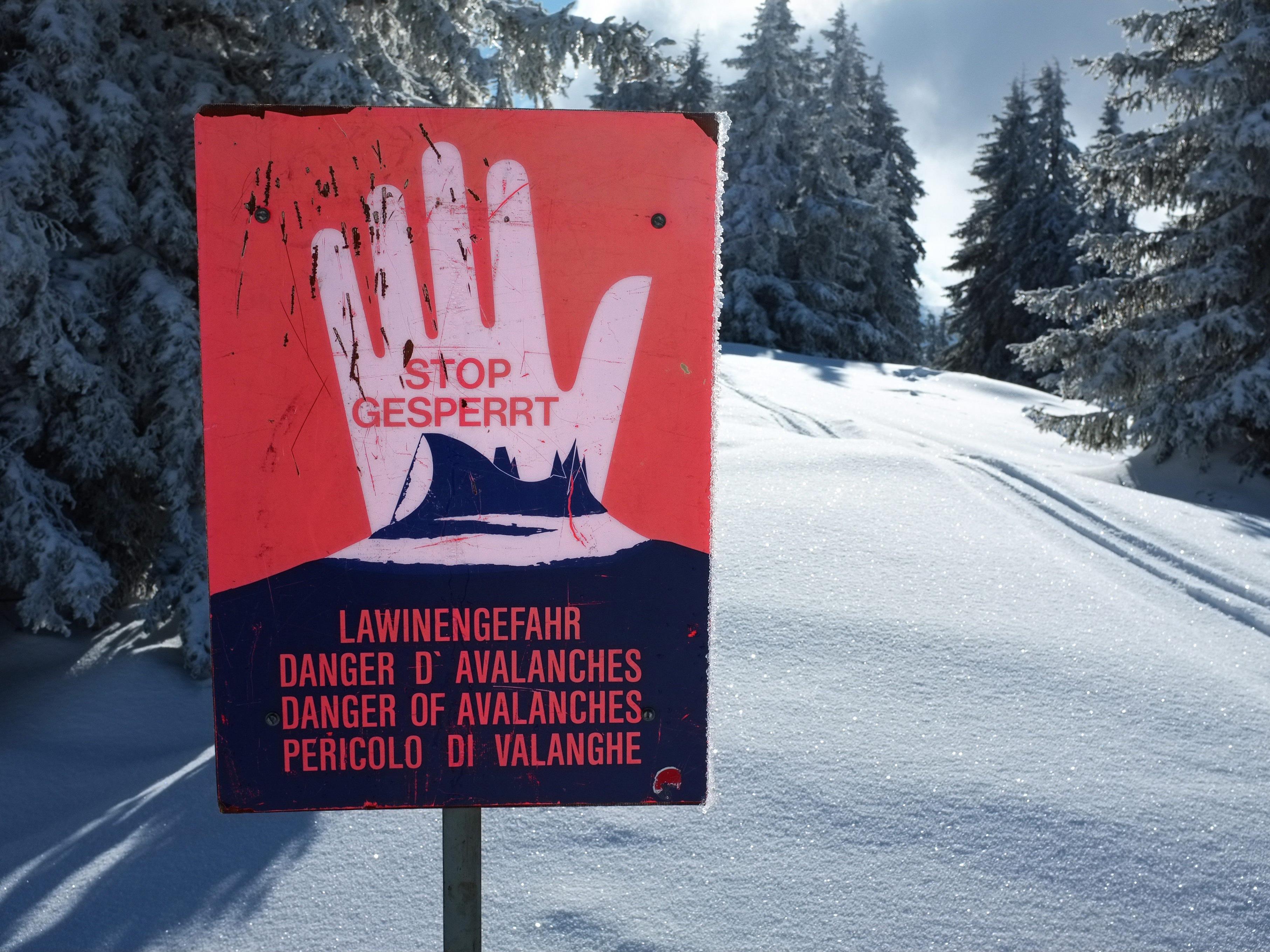 Die Lawinengefahr in Vorarlberg steigt.