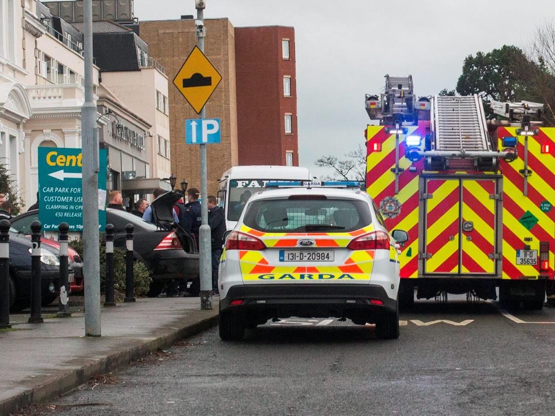 Drei Angreifer stürmten ein Hotel in Dublin.