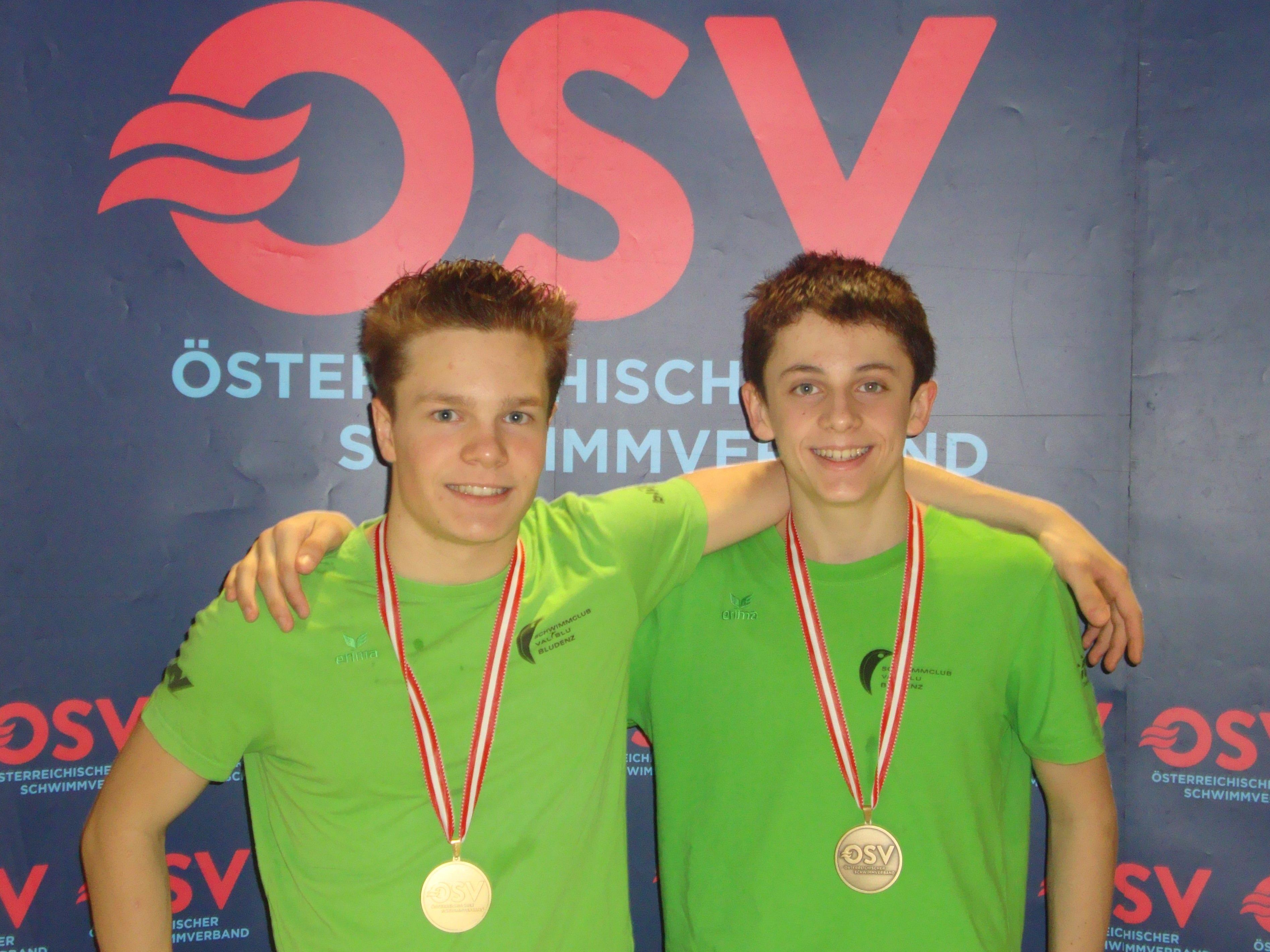 Erfolgreiche Schwimmer Nicolas Pock und Moritz Messner (v.l.)