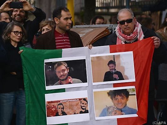 Freunde und Verwandte verlangen Aufklärung von Kairo Freunde und Verwandte verlangen Aufklärung von Kairo