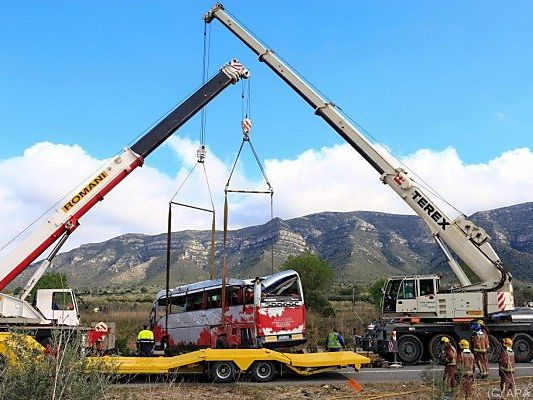 Ermittlungen nach dem Unfall konzentrieren sich auf den Fahrer Ermittlungen nach dem Unfall konzentrieren sich auf den Fahrer