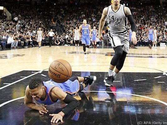 Texaner feierten 118:110-Erfolg über die Portland Trail Blazers Texaner feierten 118:110-Erfolg über die Portland Trail Blazers