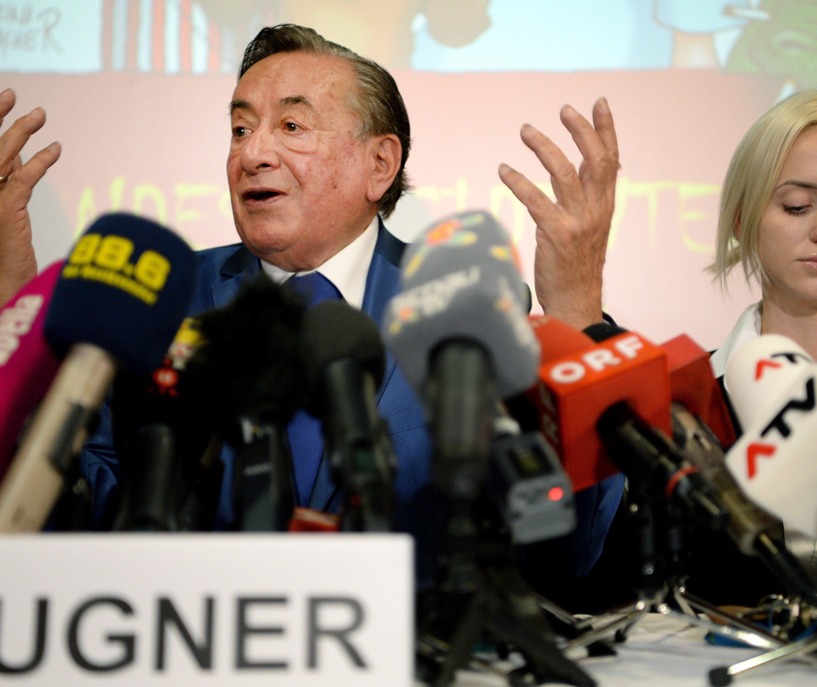 Lugner zofft sich mit Armin Wolf. Lugner zofft sich mit Armin Wolf.