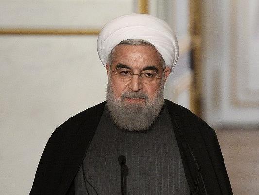 Der iranische Präsident Rouhani wird nicht nach Wien kommen - die Gerüchteküche brodelt.