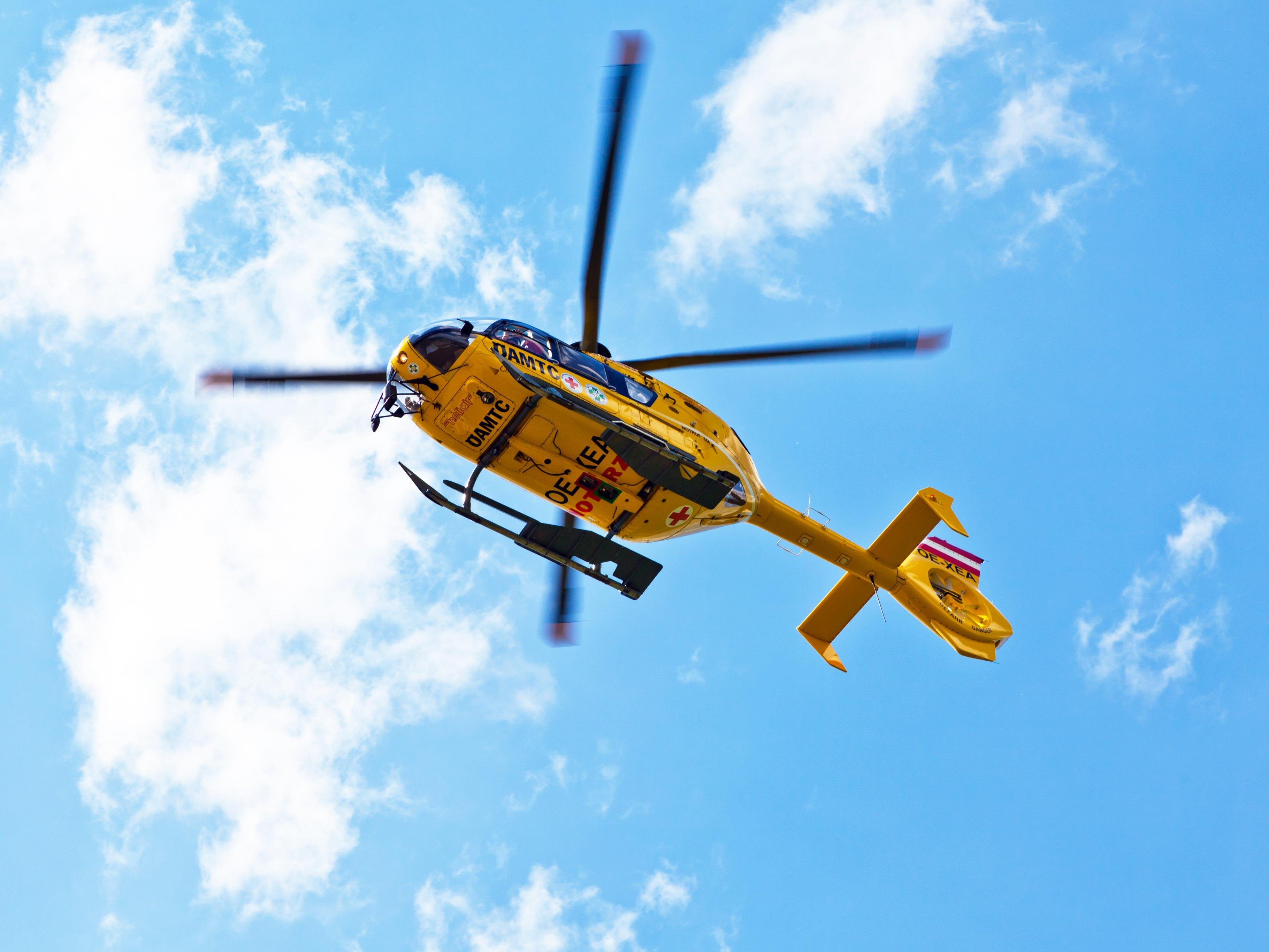 Per Hubschrauber wurde der Verletzte ins LKH Bregenz gebracht.