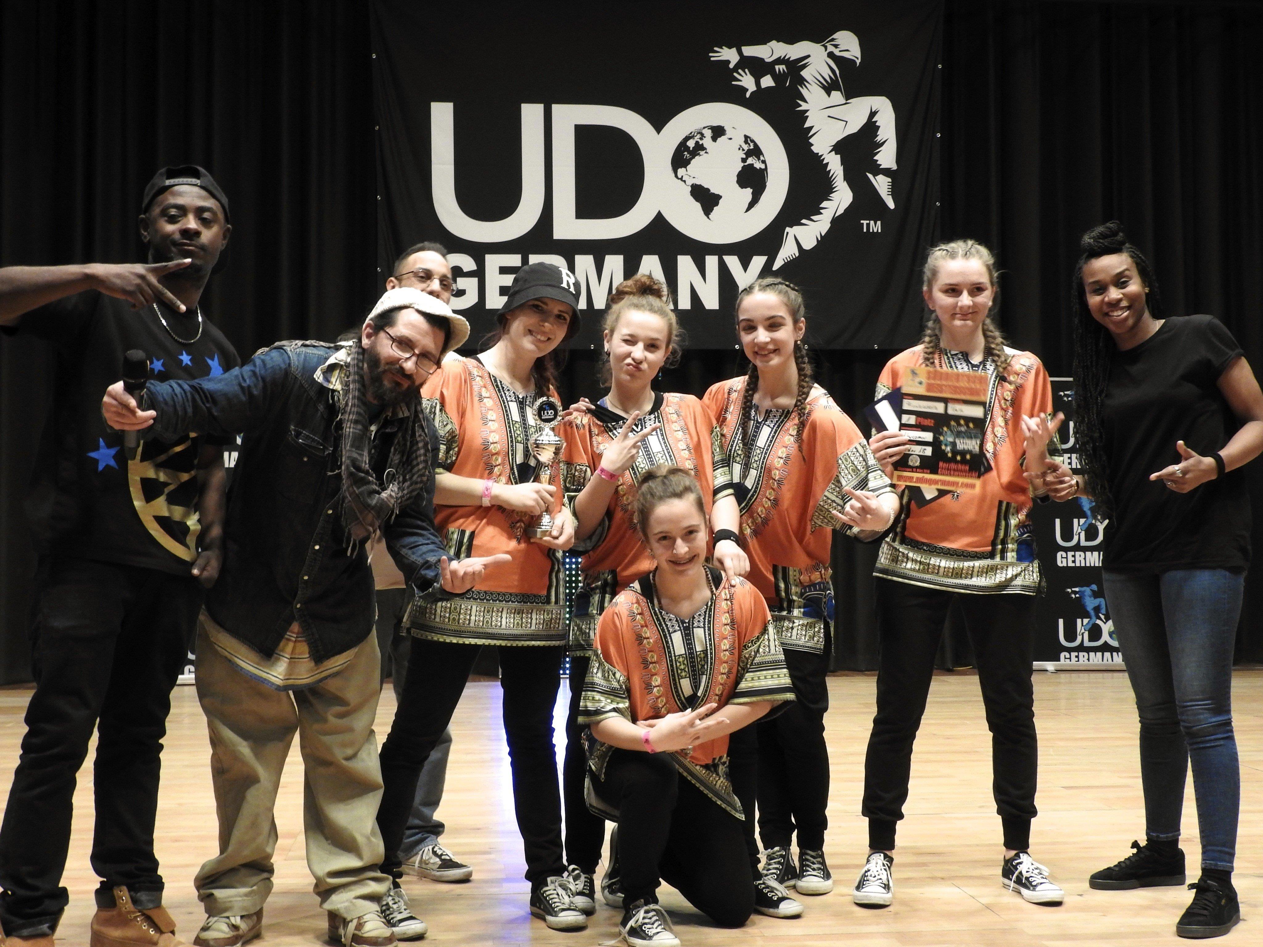 Die Funkadellas der FRK Dance School Academy begeisterten die Jury bei der Hip-Hop Meisterschaft in Göppingen.